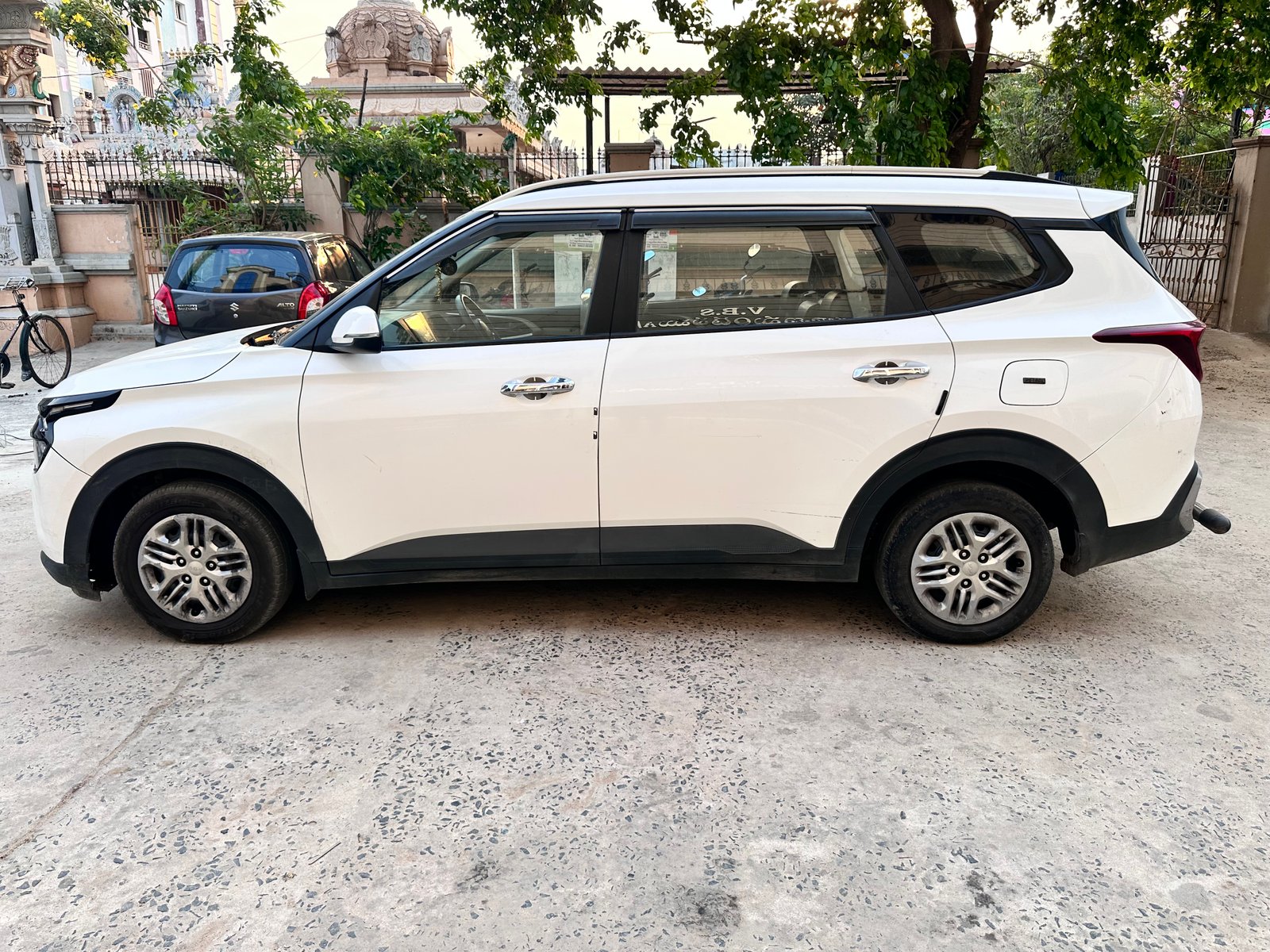 Kia Carens - Image 4